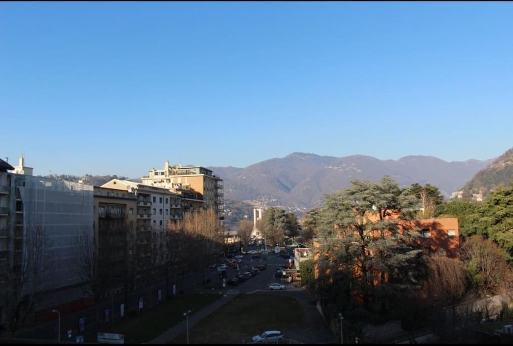 Luxury Apartment With View Como Ngoại thất bức ảnh